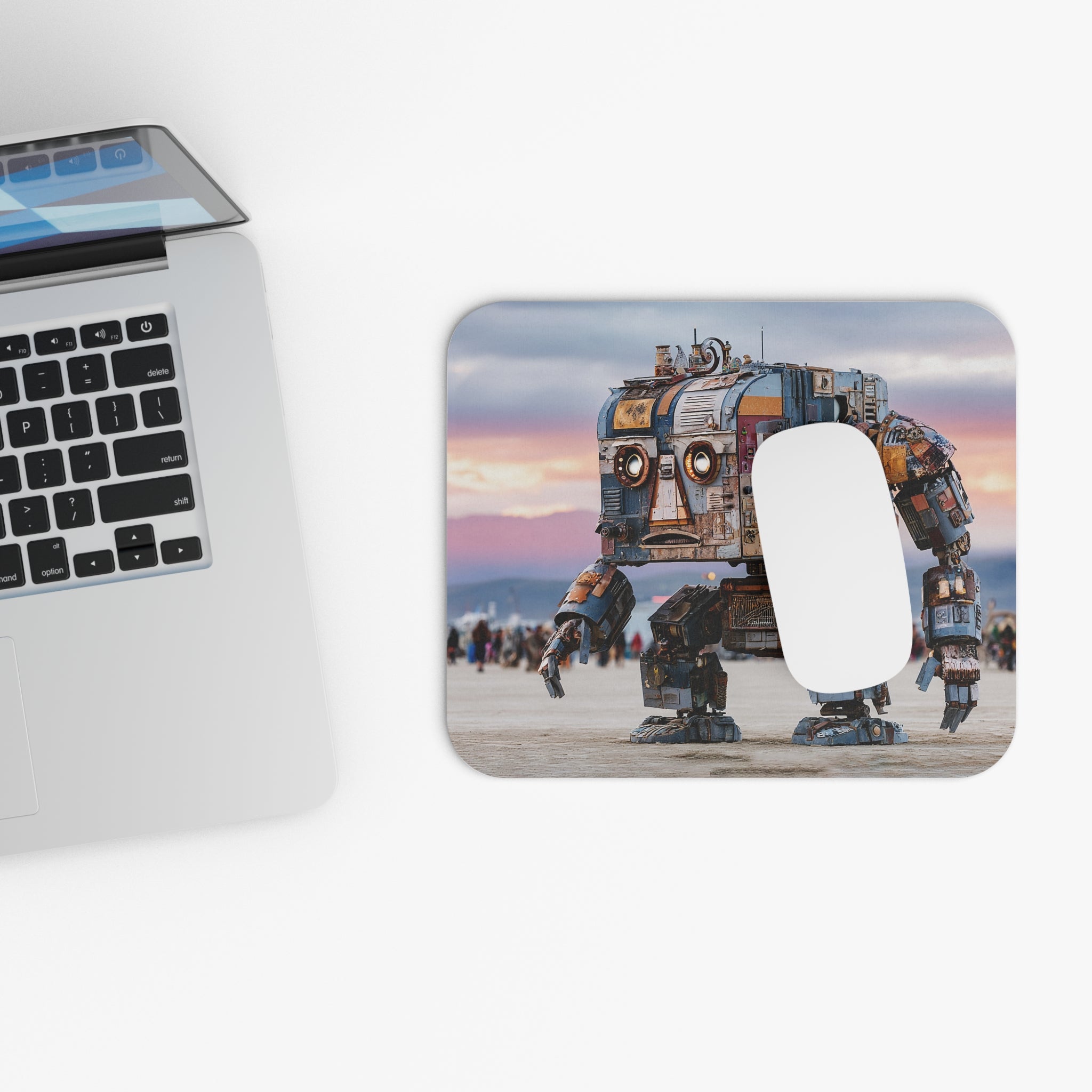 Retro Robot Mouse Pad — Vintage Mechanical Bot Desk Mat